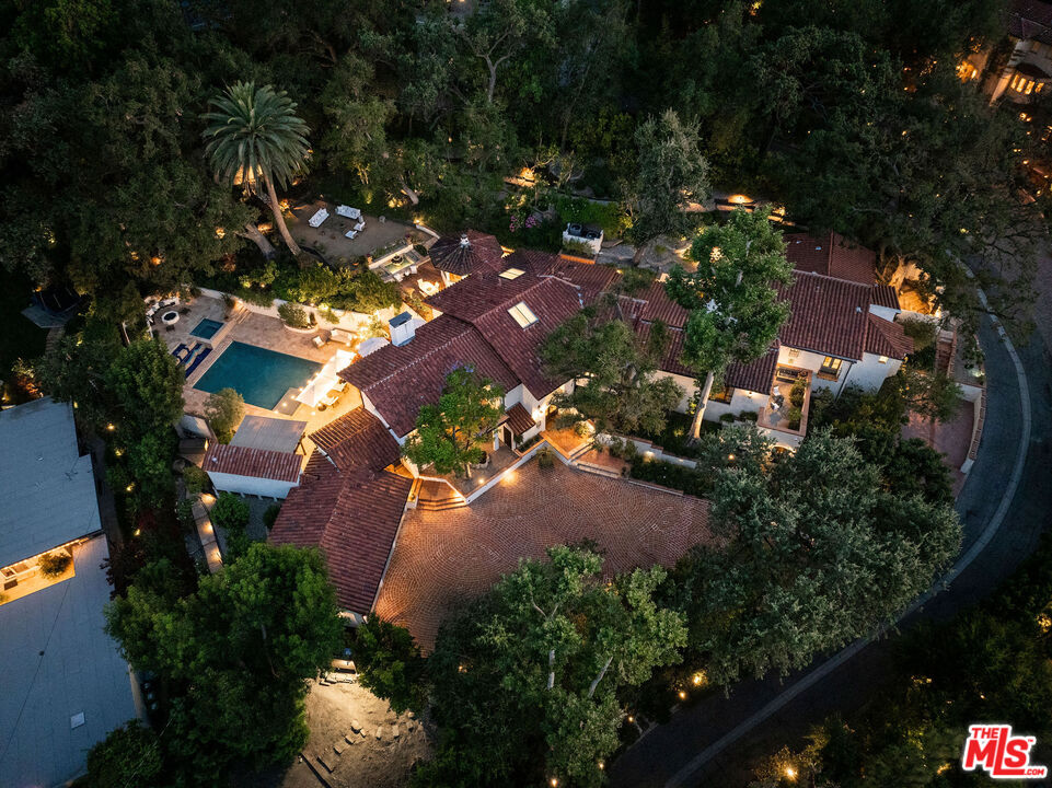 17610 Hidden Oaks Rd