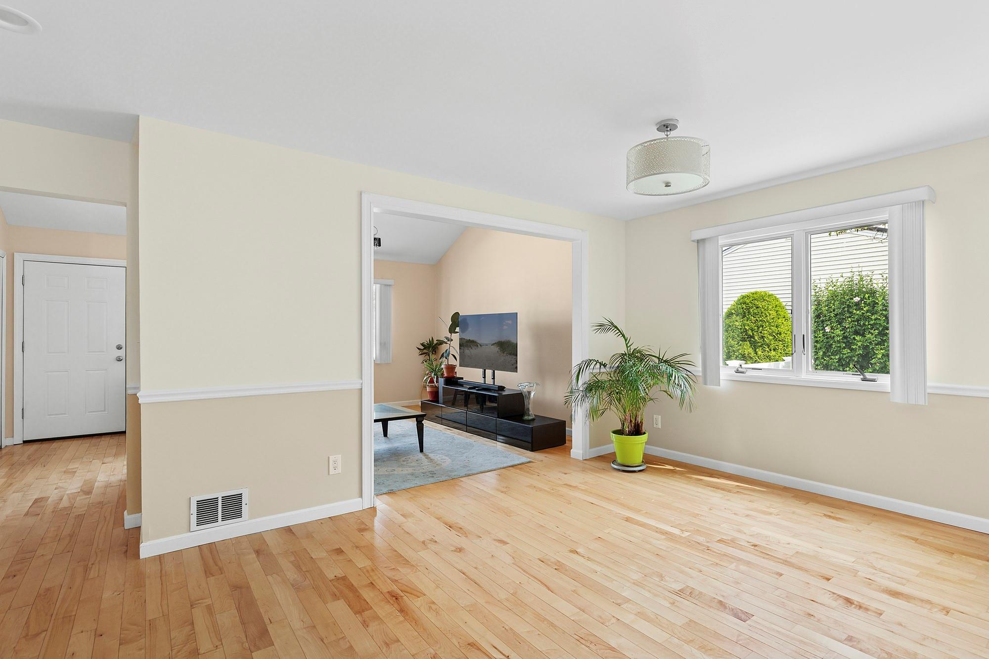 45 Elmtree Lane