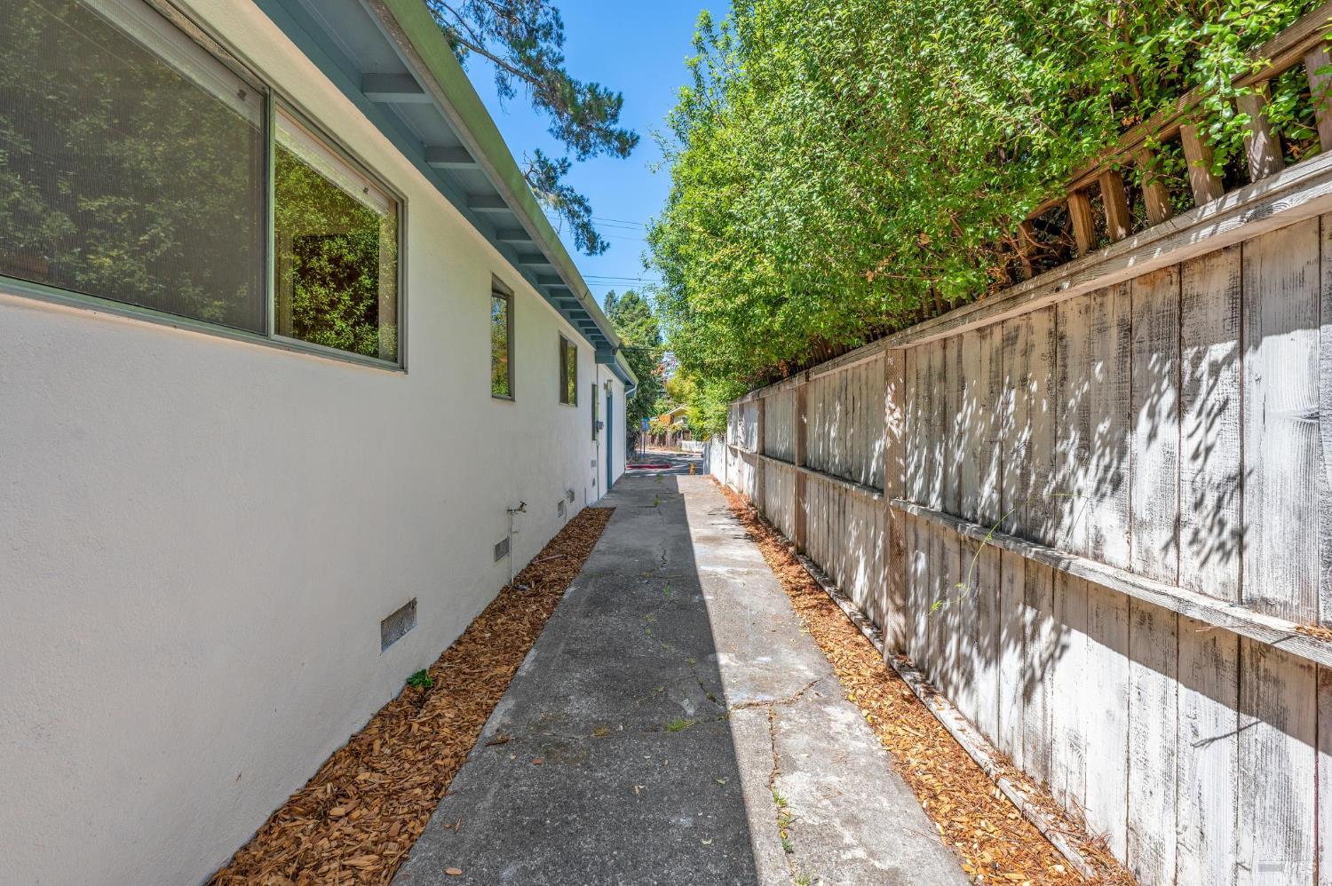95 Dominga Avenue