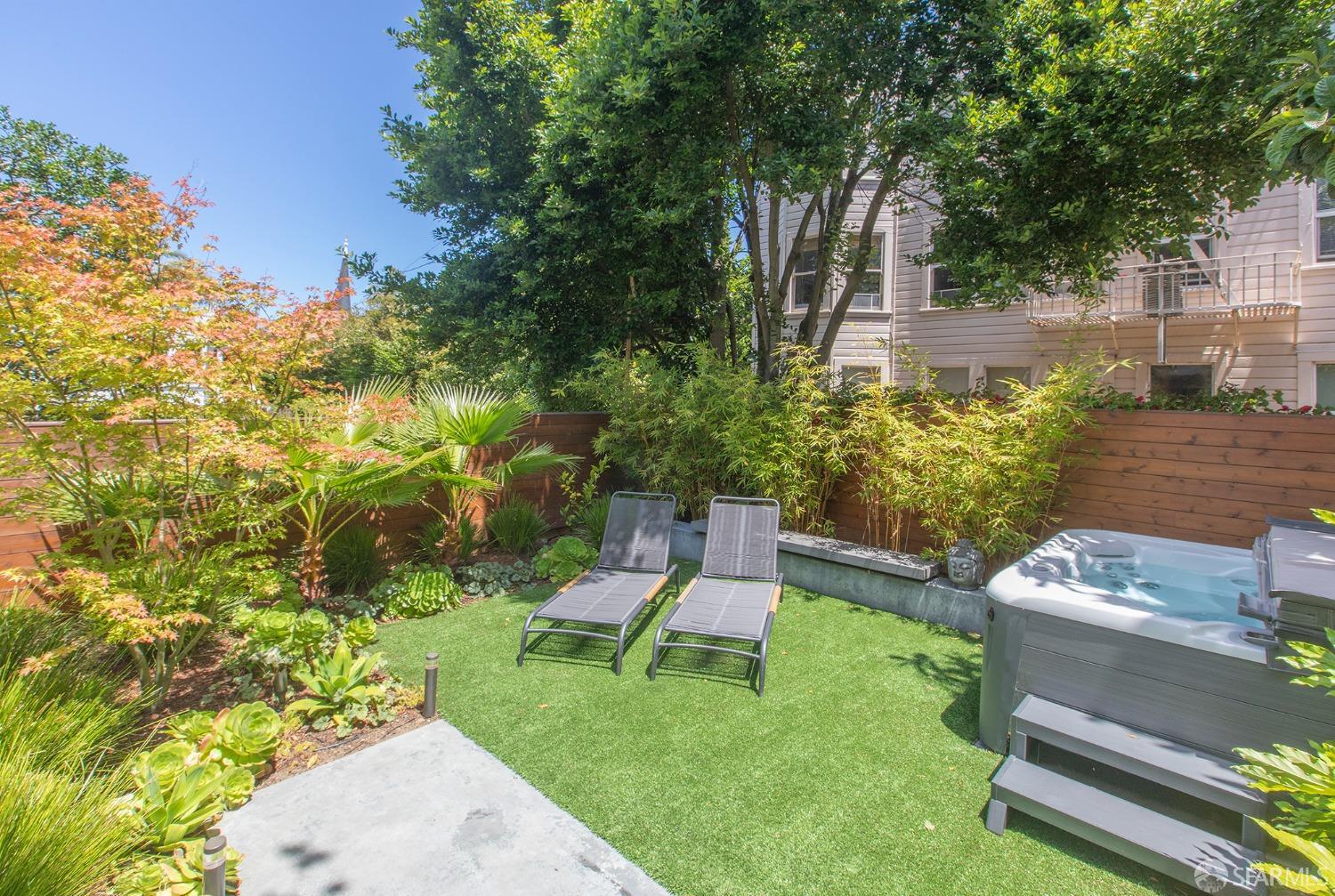 271 Fair Oaks Street