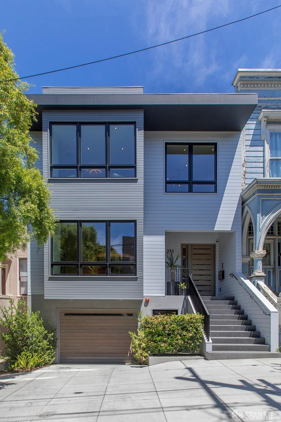 271 Fair Oaks Street