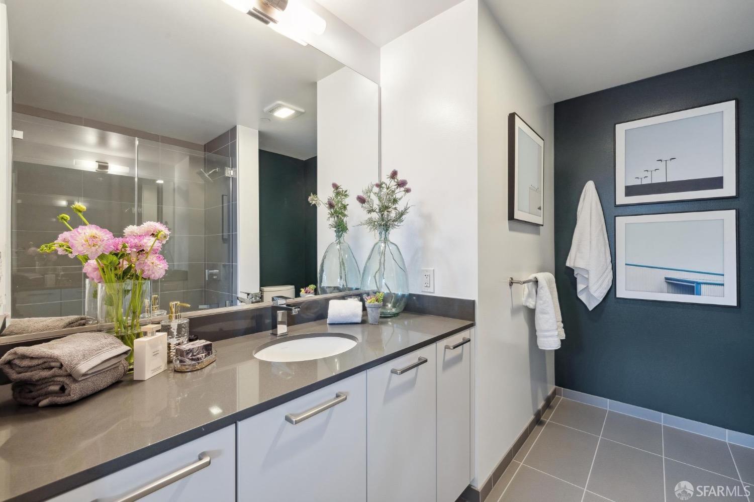 1075 Market Street # 805