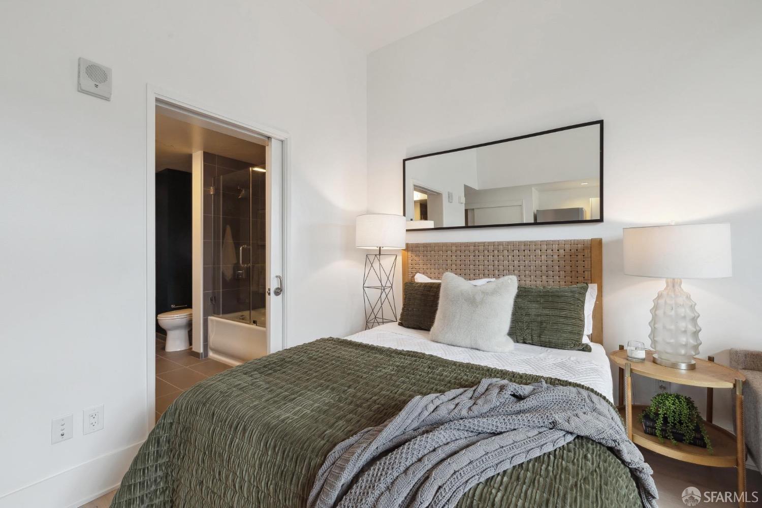 1075 Market Street # 805