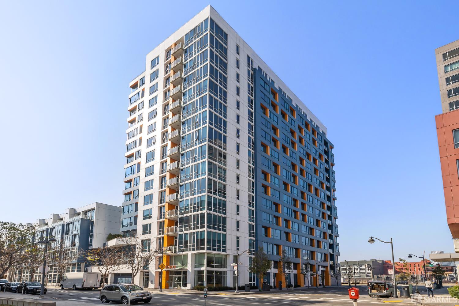 300 Berry Street # 911