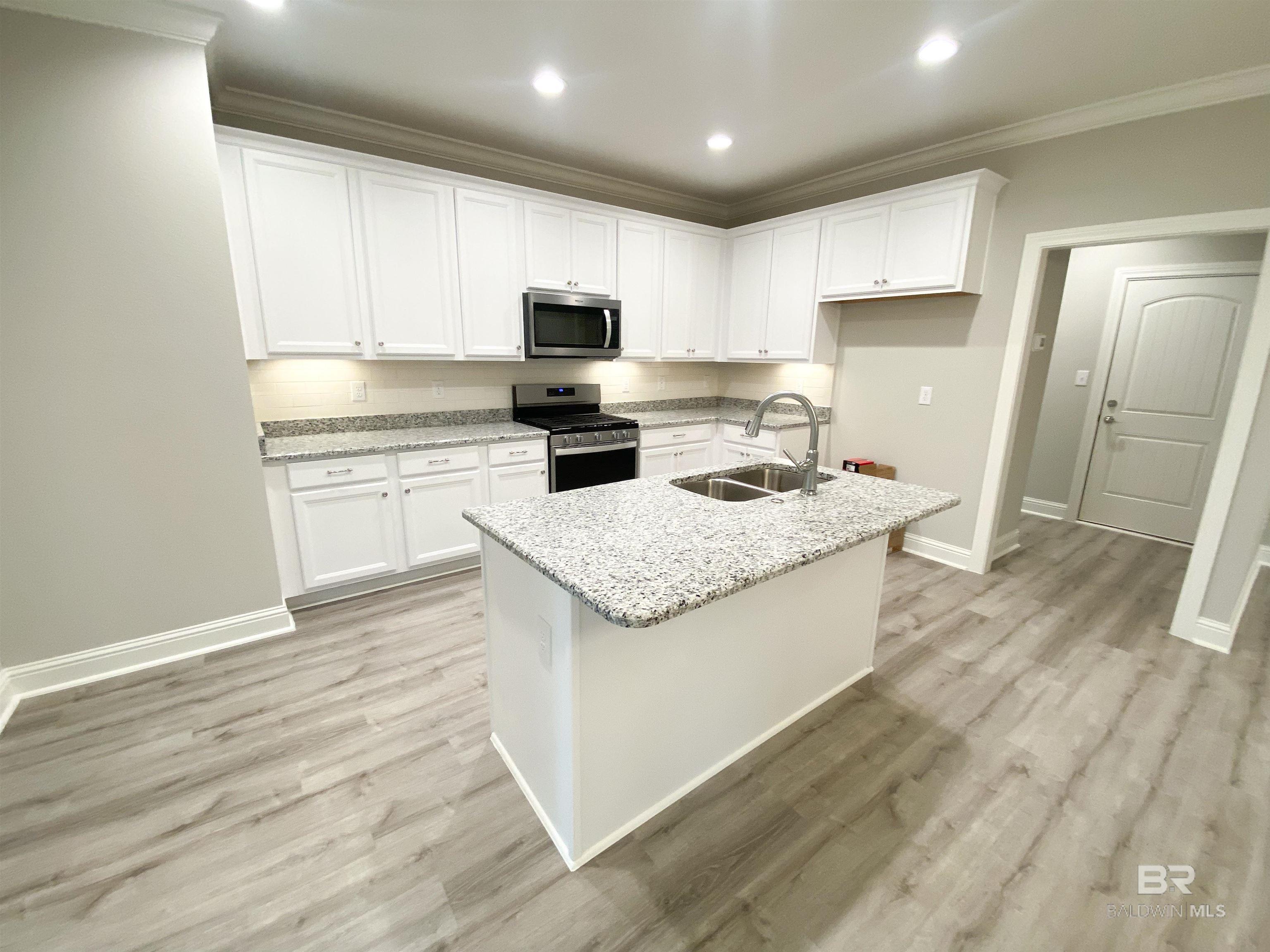 202 Holmes Avenue 202