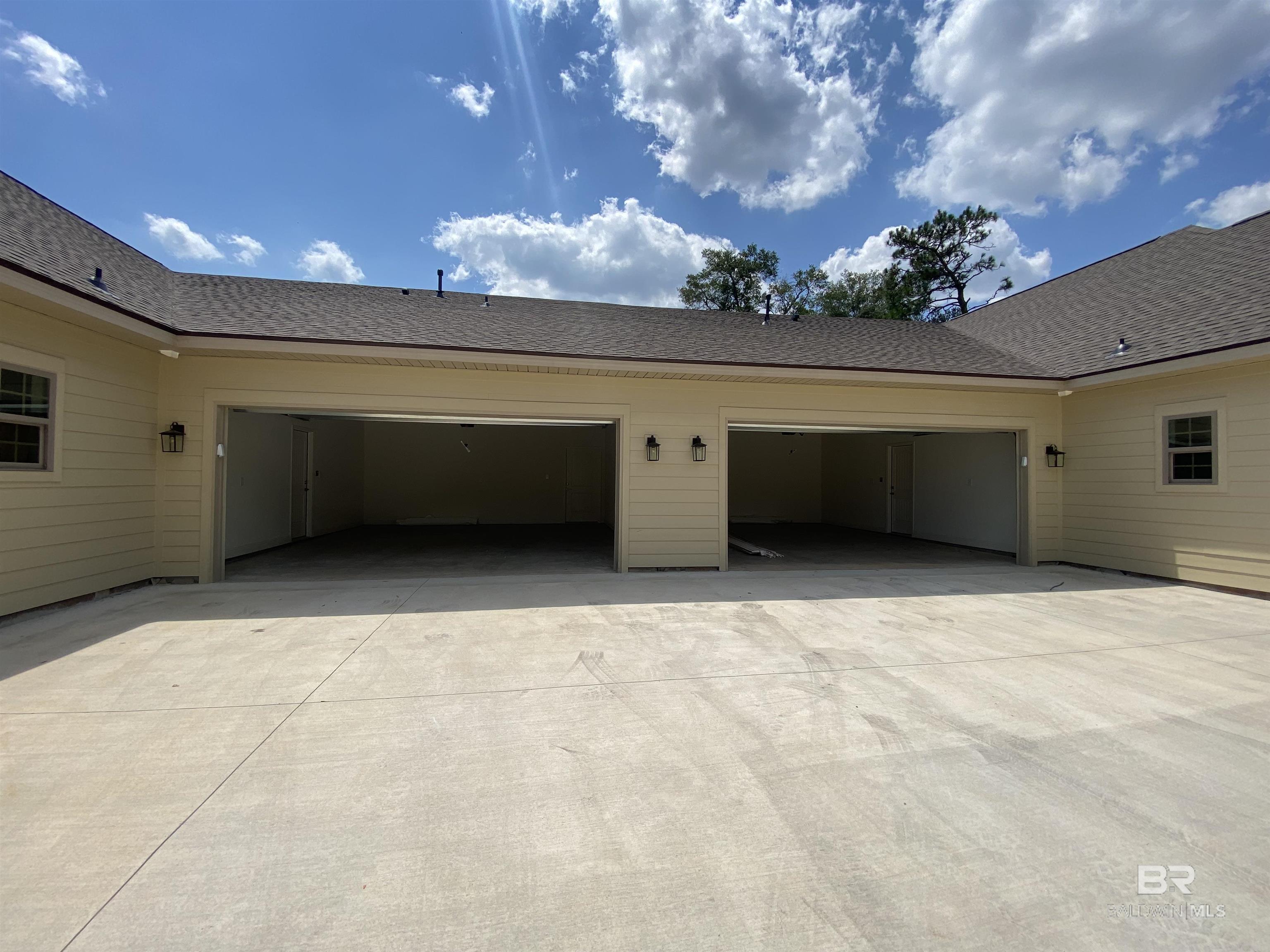 203 Holmes Avenue 203