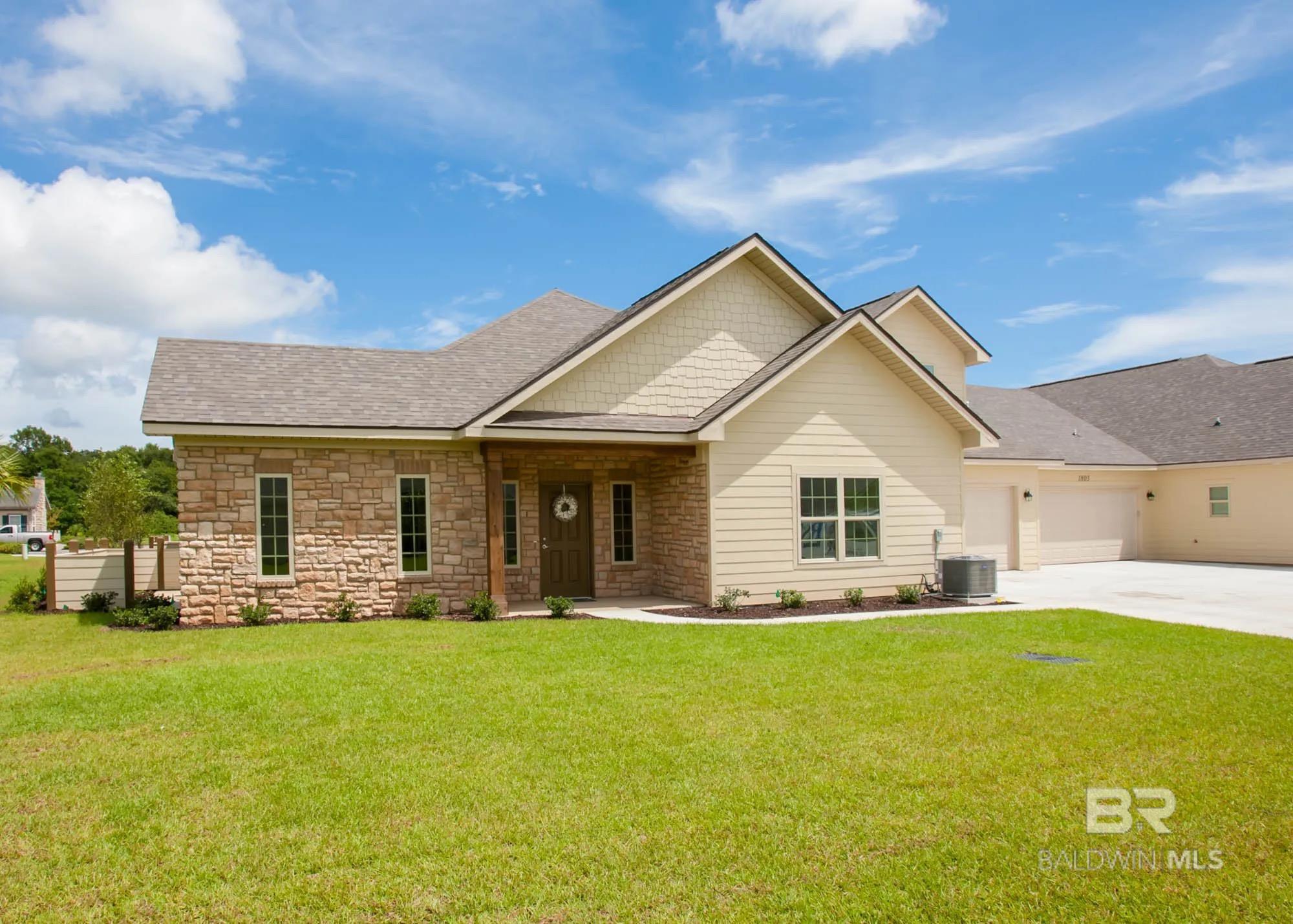 204 Holmes Avenue 204