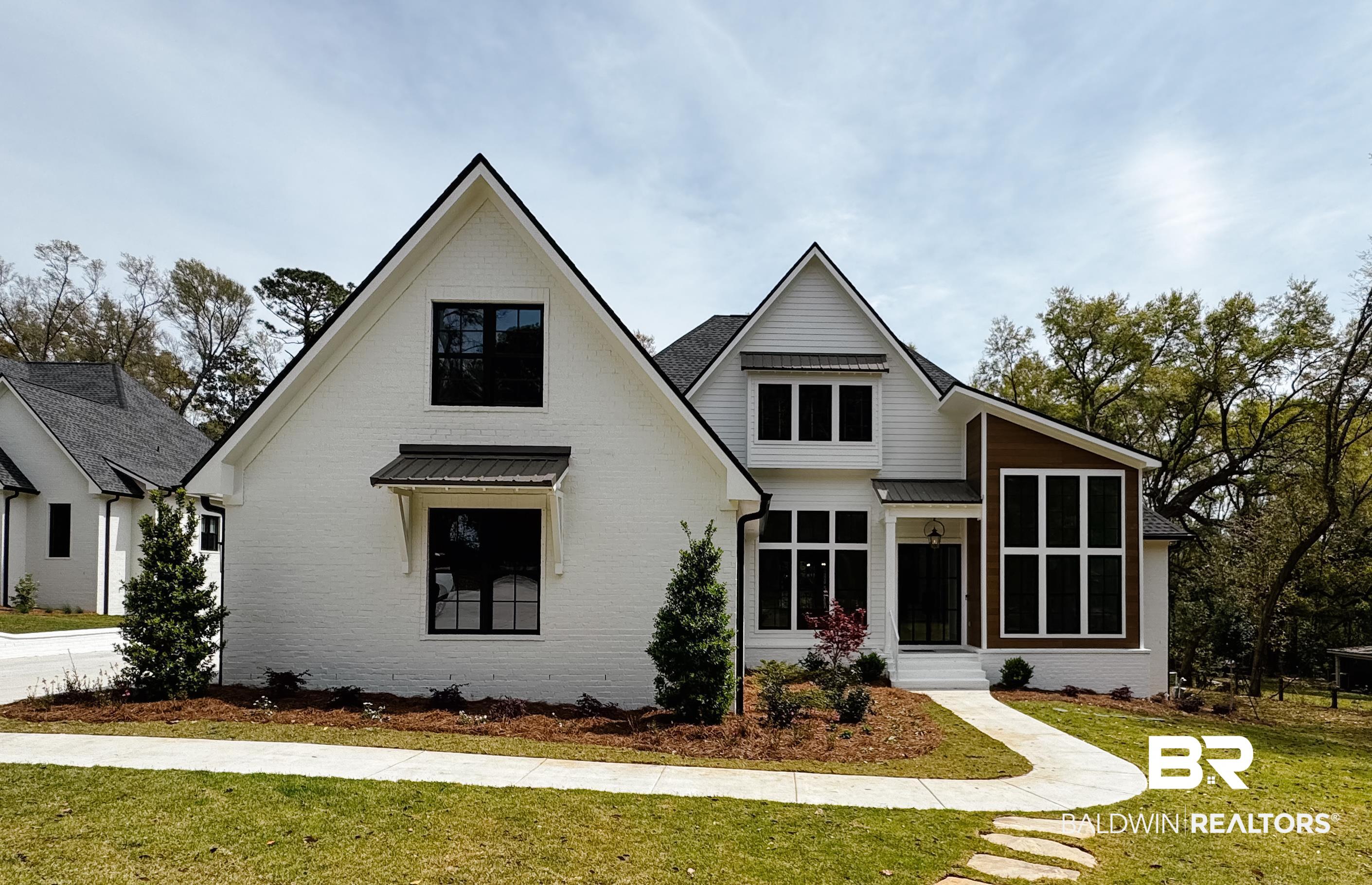 22552 Main Street