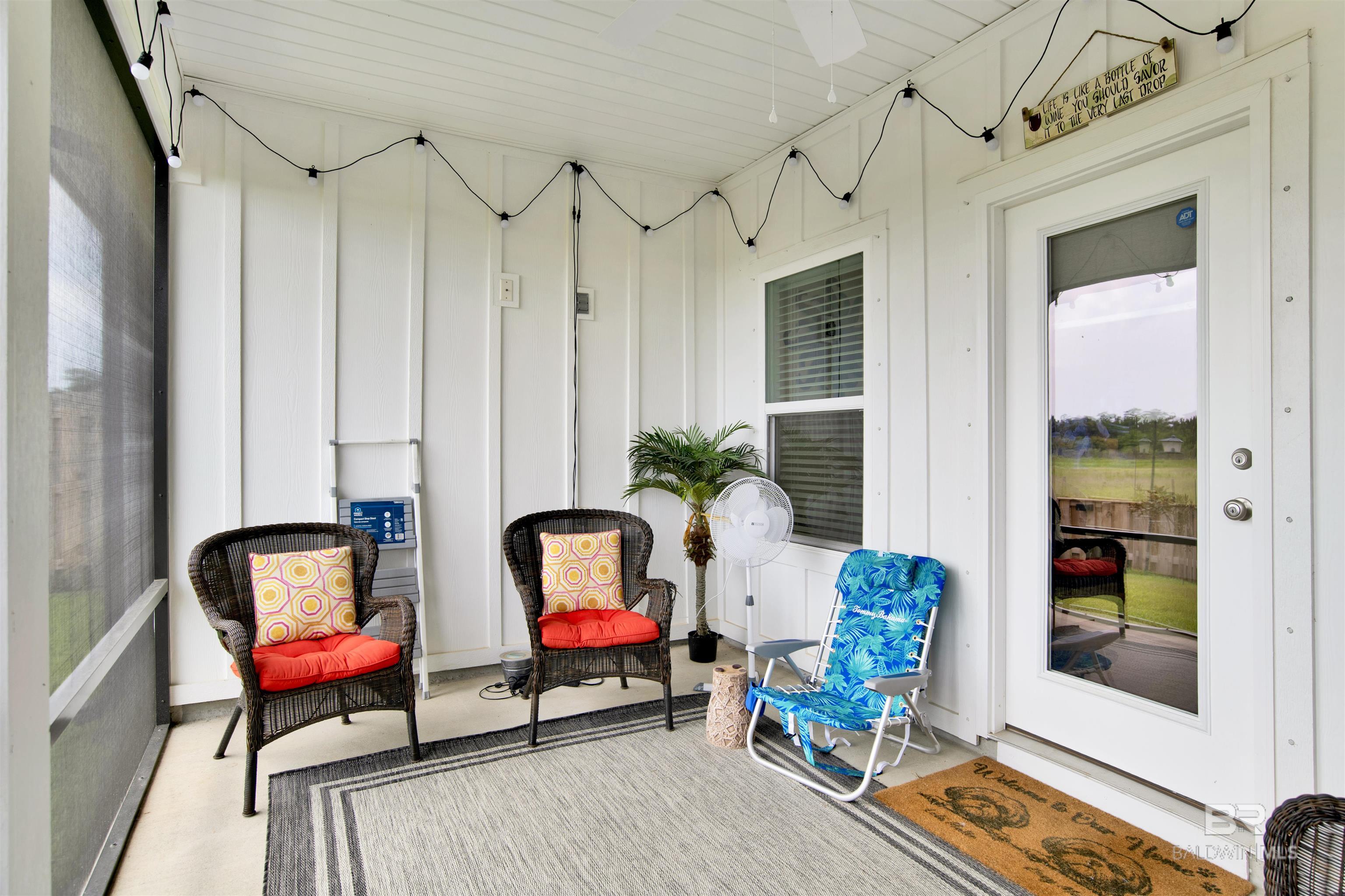 9894 Weller Cove