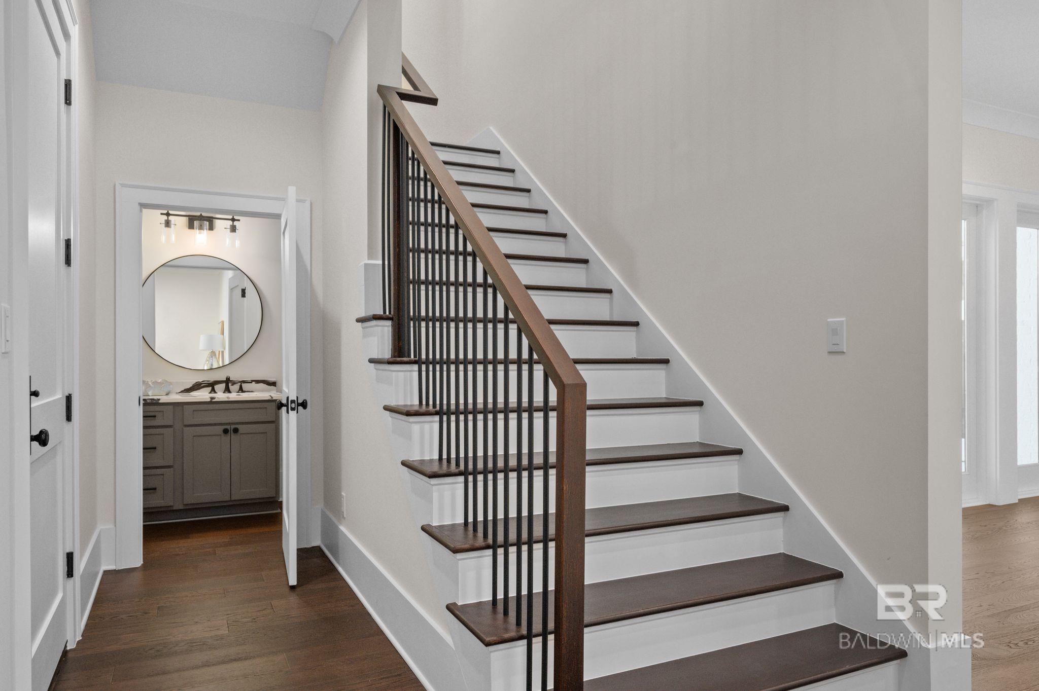 2720 Straits Boulevard