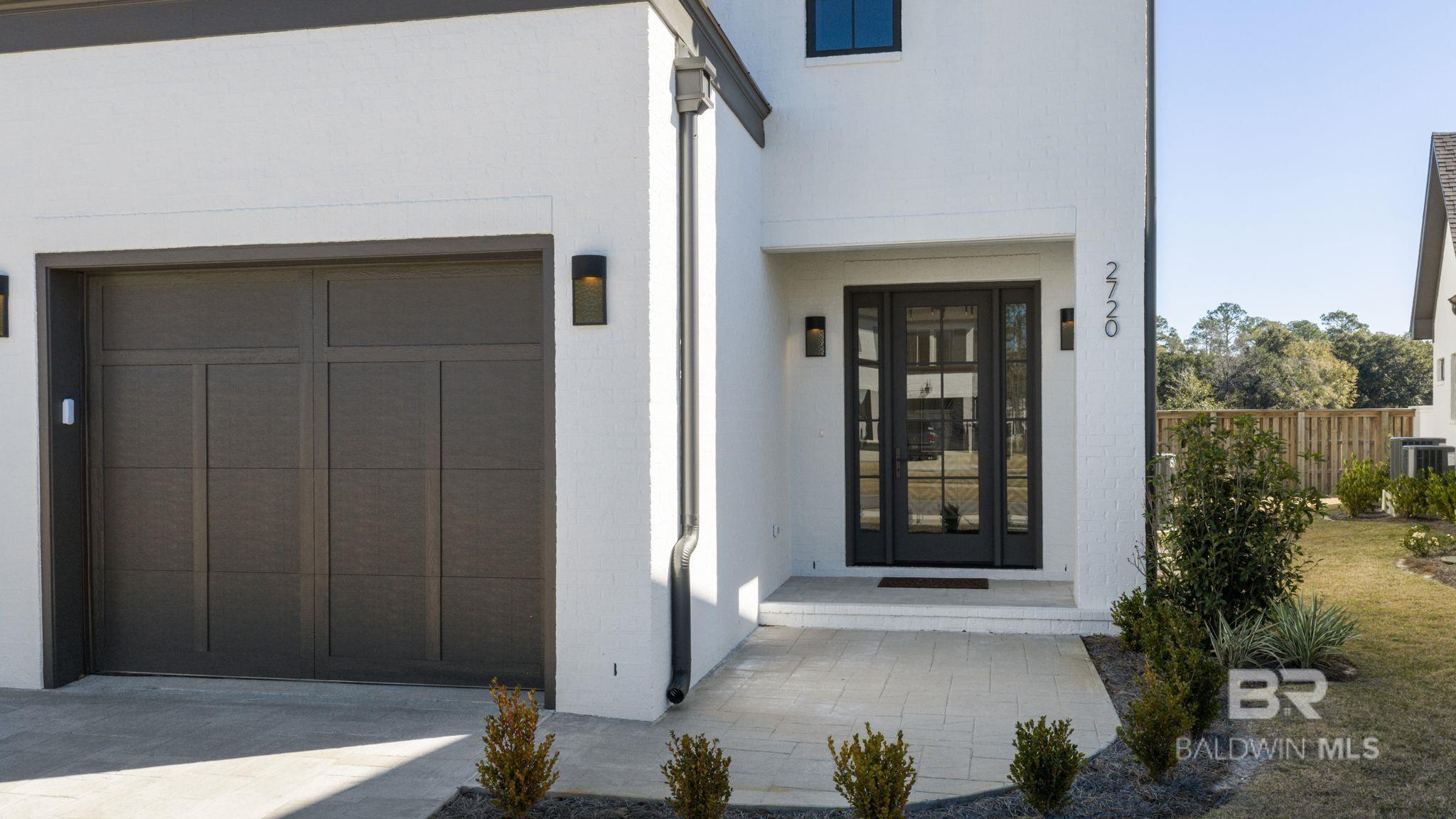 2720 Straits Boulevard