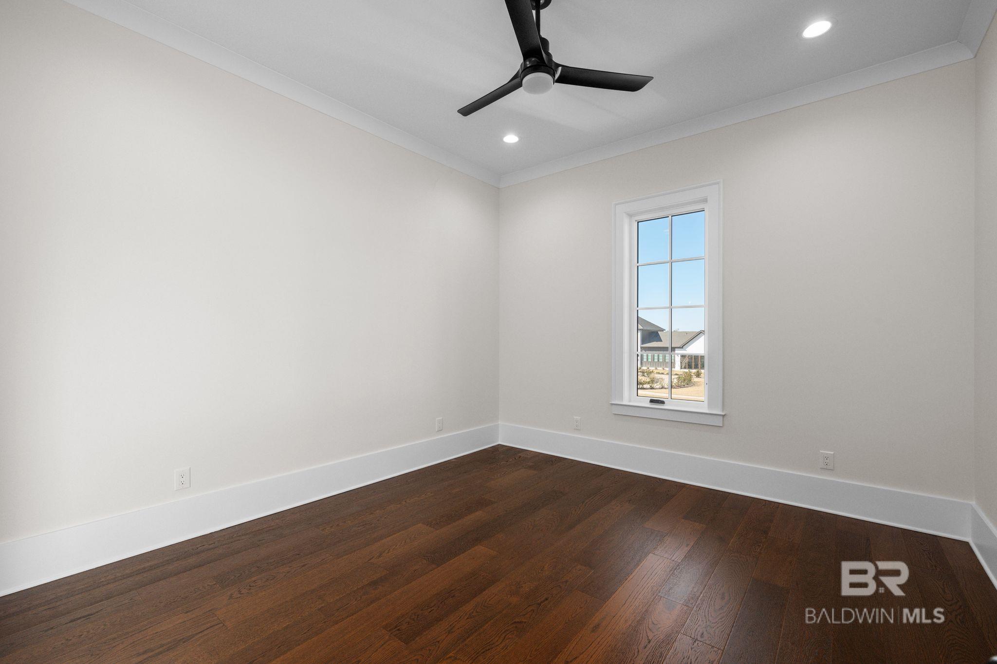 2720 Straits Boulevard