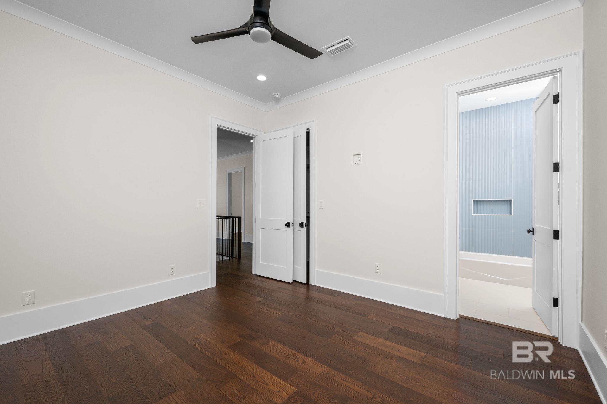 2720 Straits Boulevard