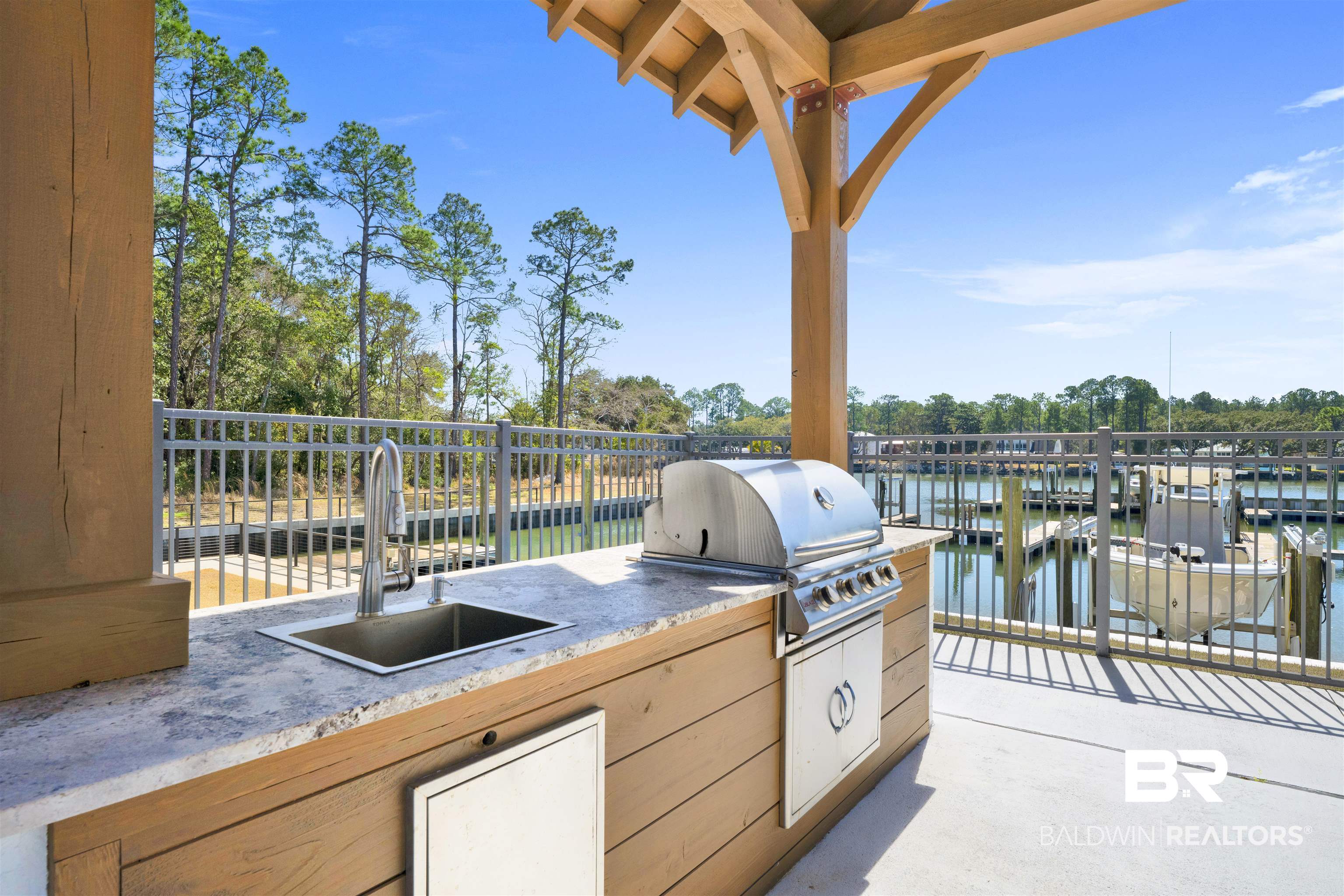 861 Inlet Circle
