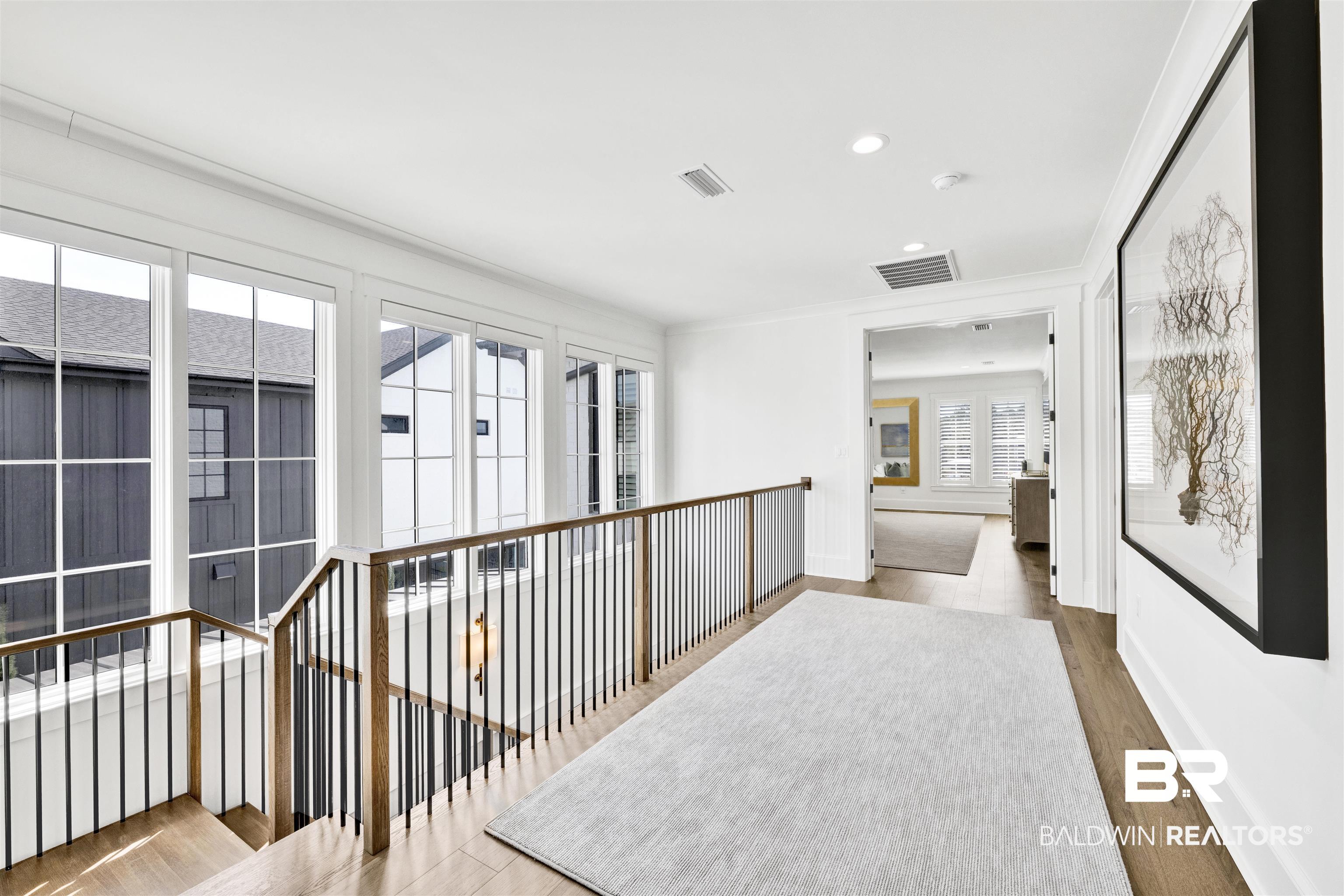 861 Inlet Circle