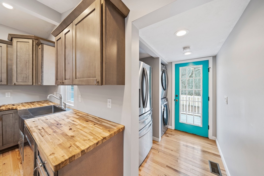 141 Fairhaven Rd
