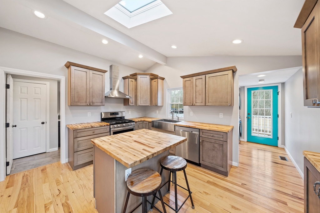 141 Fairhaven Rd