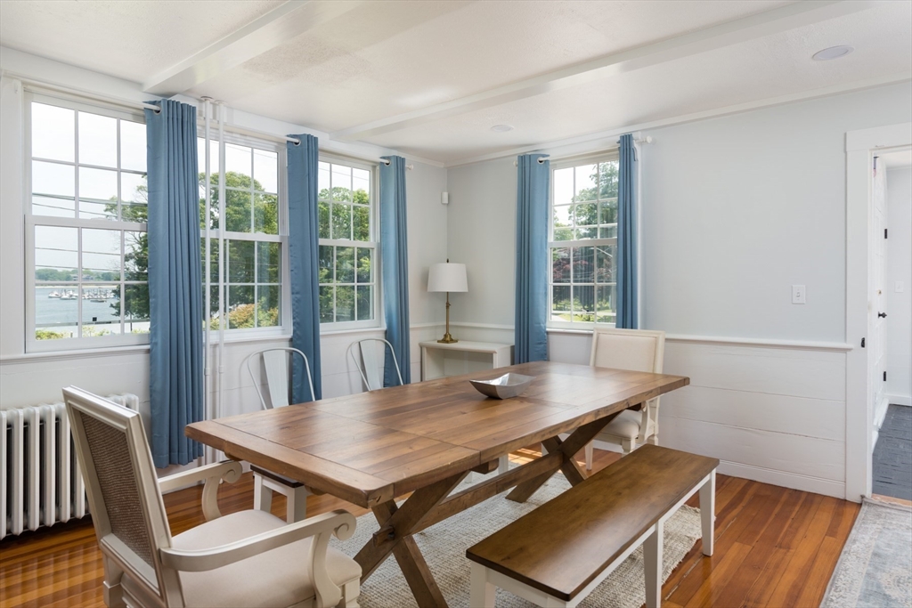 16 Jefferson Shores Rd