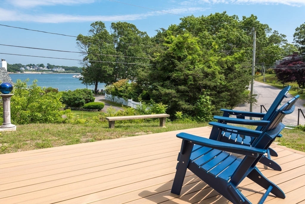 16 Jefferson Shores Rd