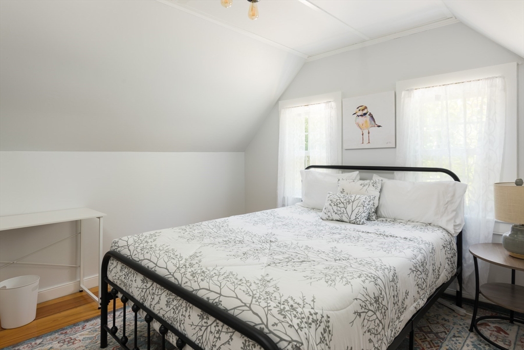 16 Jefferson Shores Rd