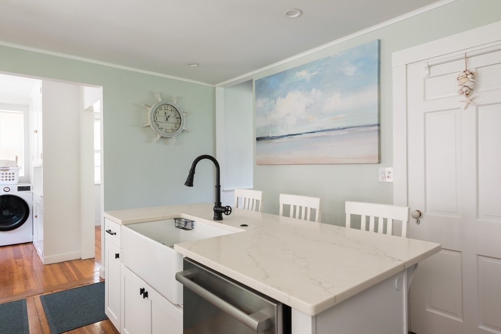 16 Jefferson Shores Rd