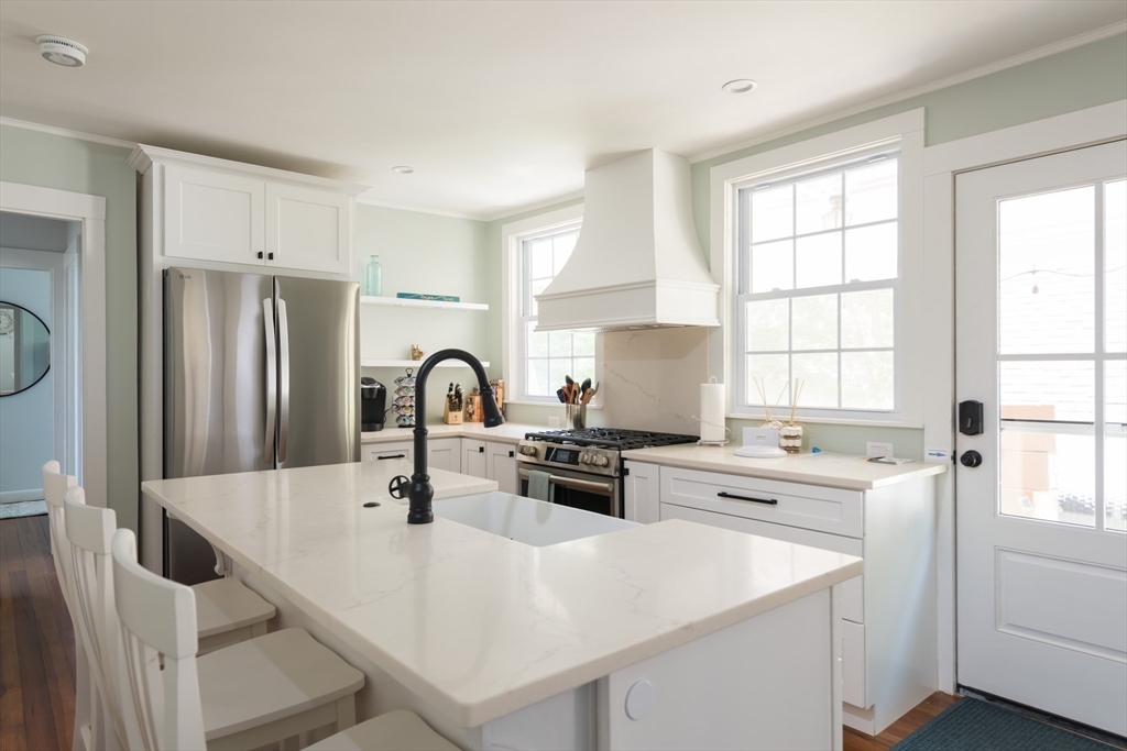 16 Jefferson Shores Rd