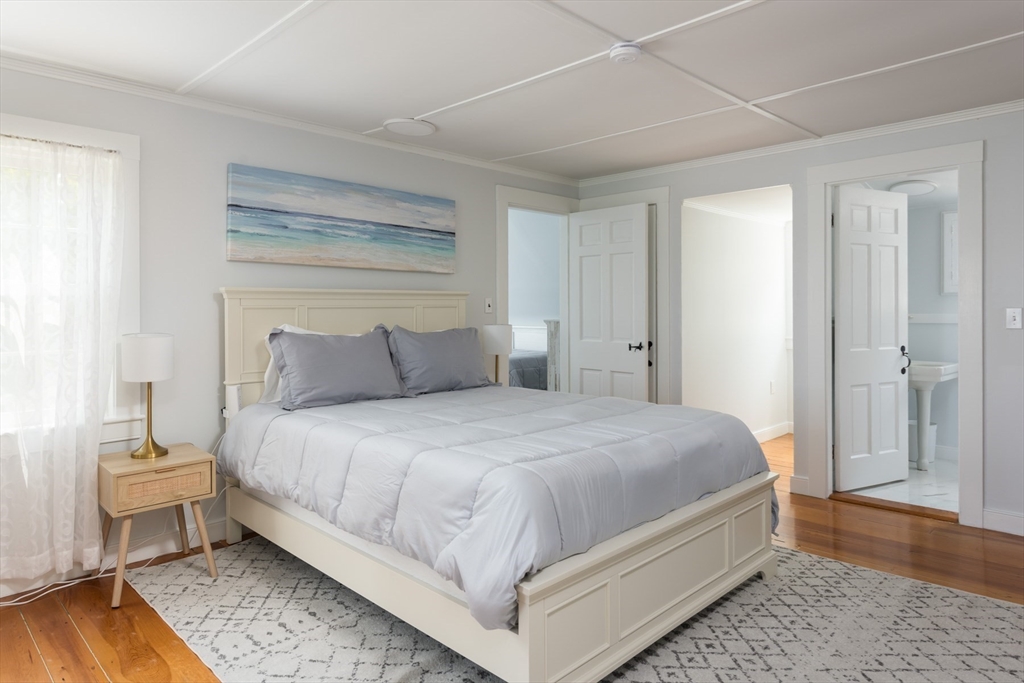 16 Jefferson Shores Rd