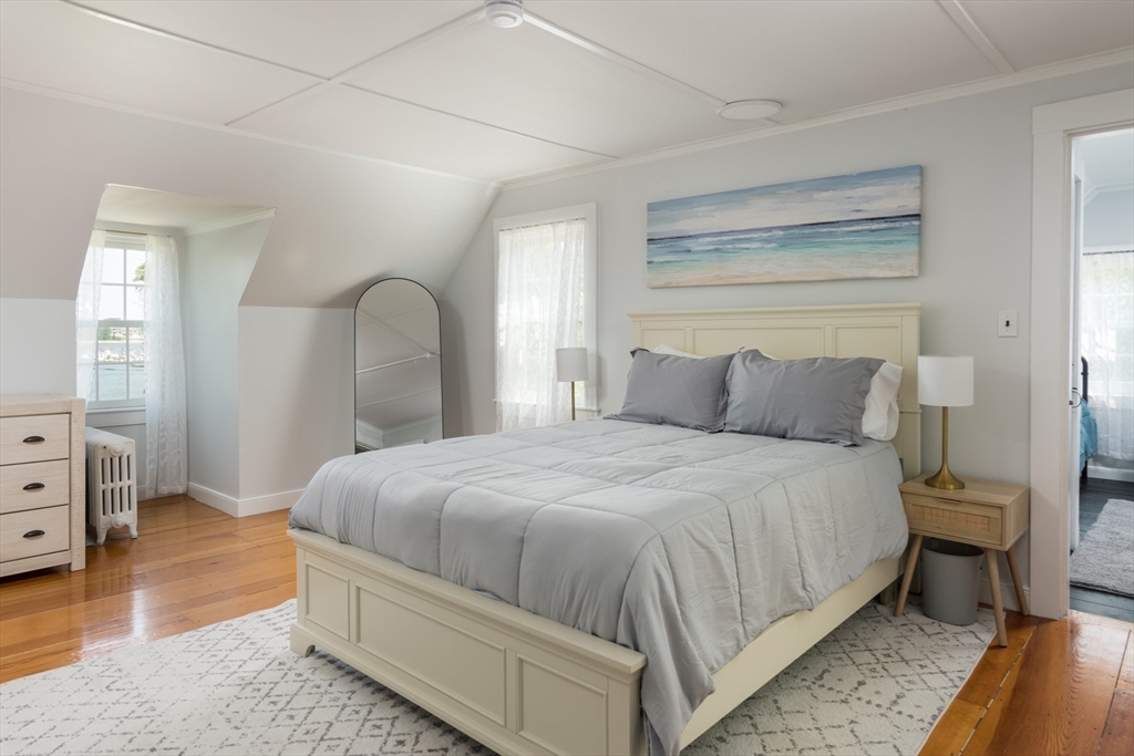 16 Jefferson Shores Rd