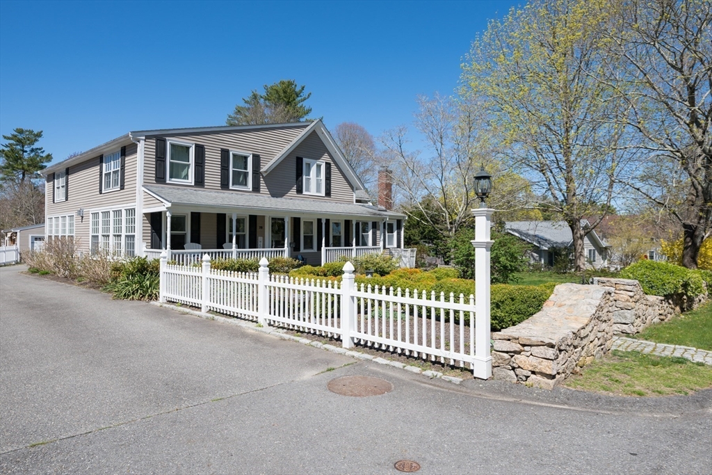 39 Ryder Lane