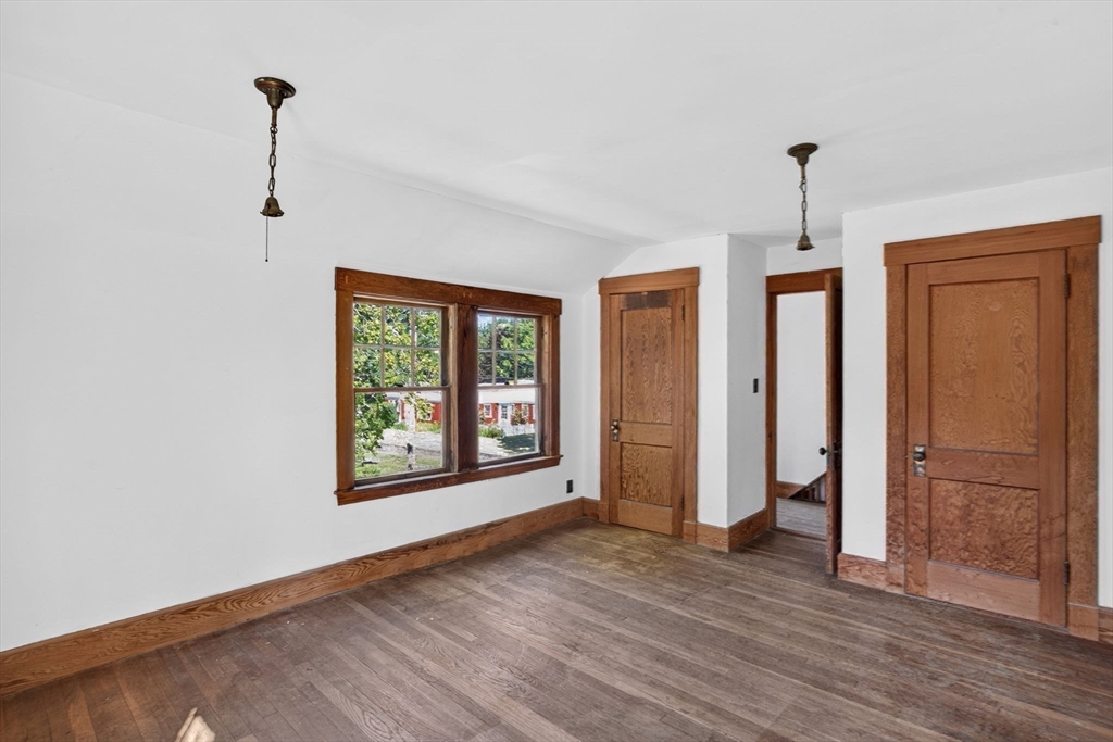 4 Oakland St