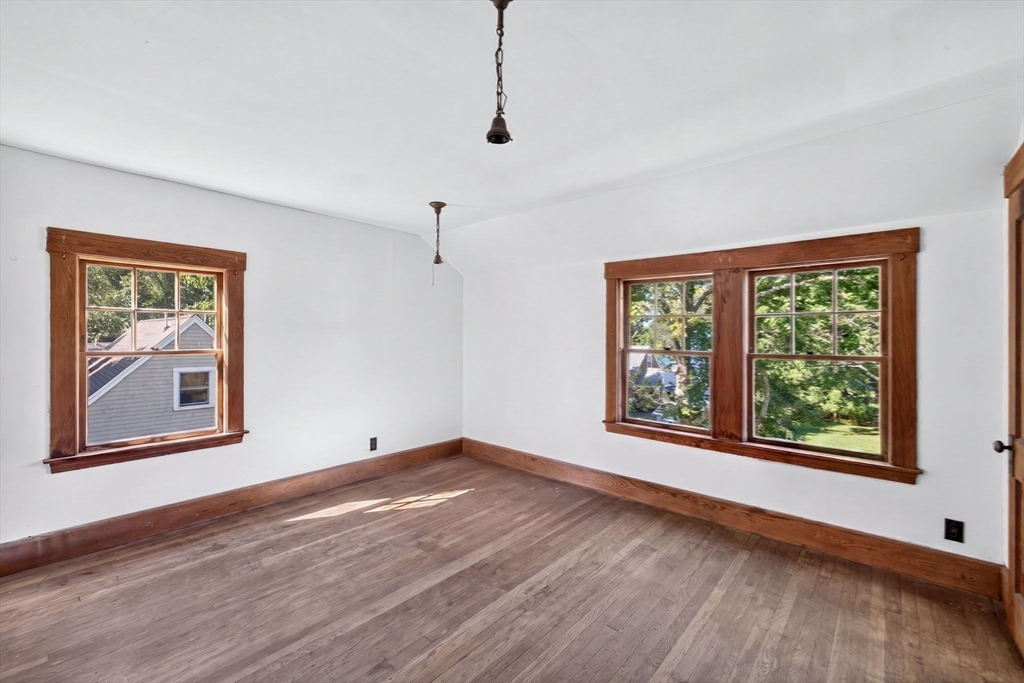 4 Oakland St