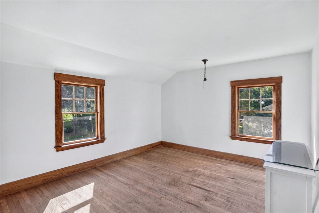 4 Oakland St