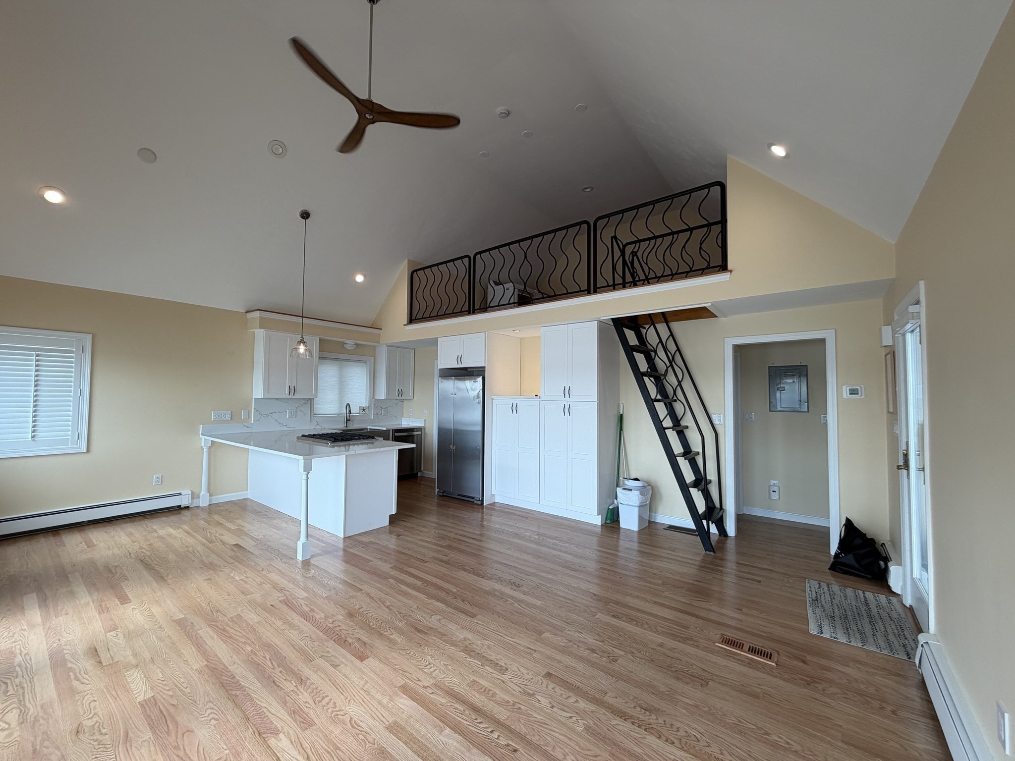 15 Oakhill Rd