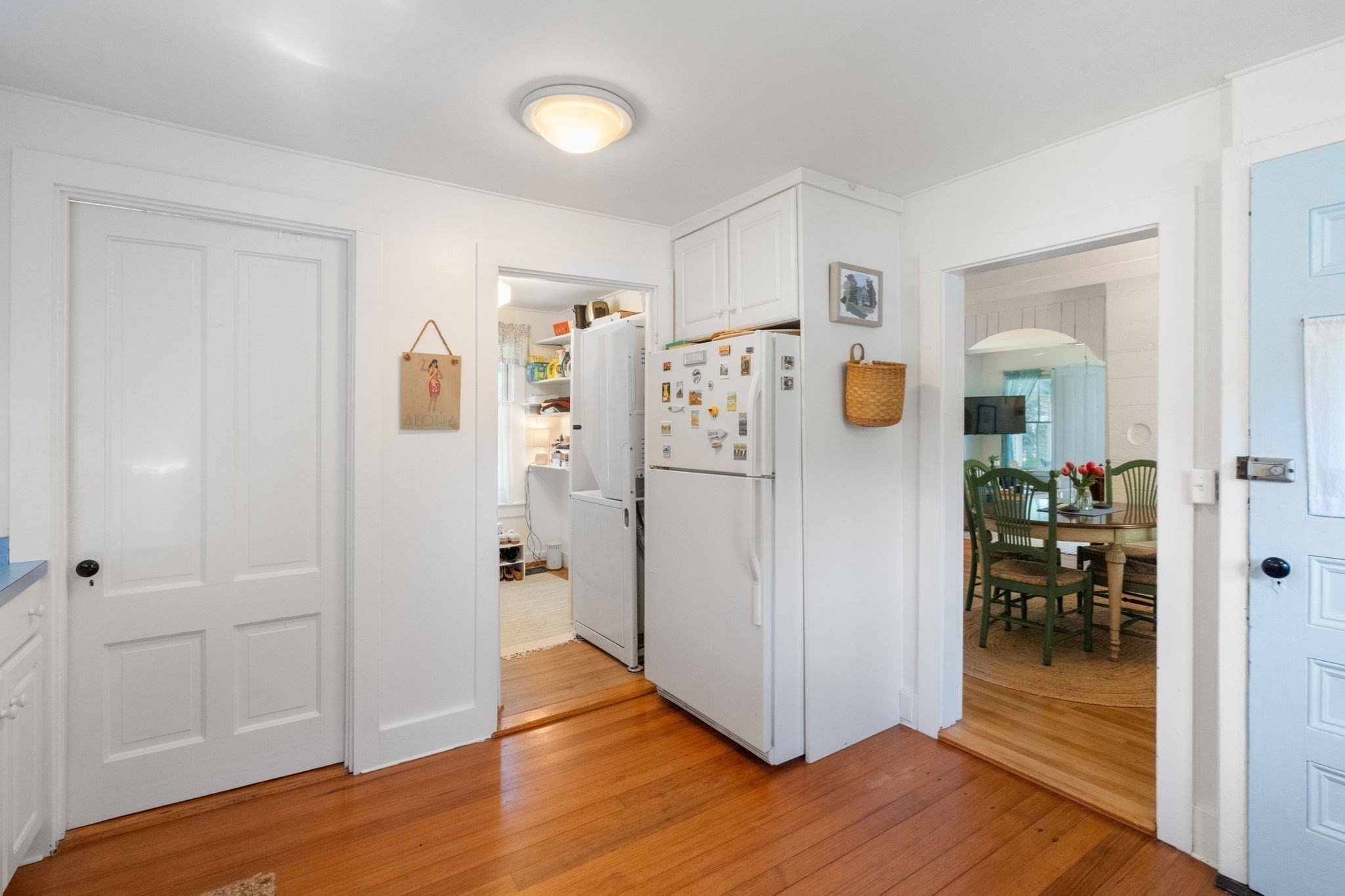 6 Taunton Avenue