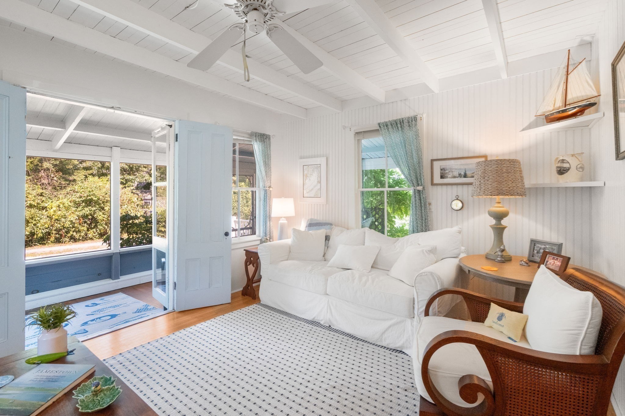 6 Taunton Avenue