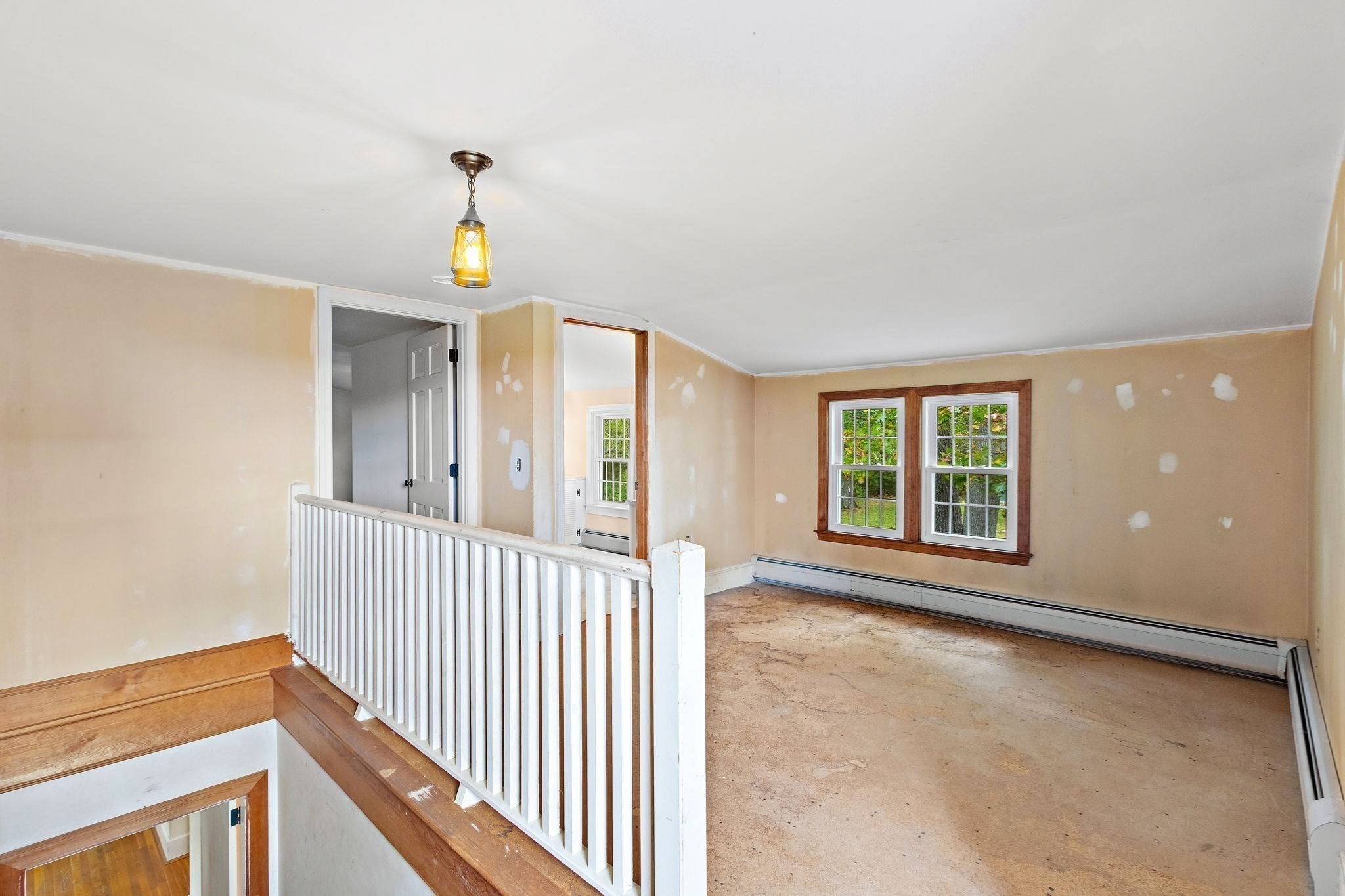 28 Lake St