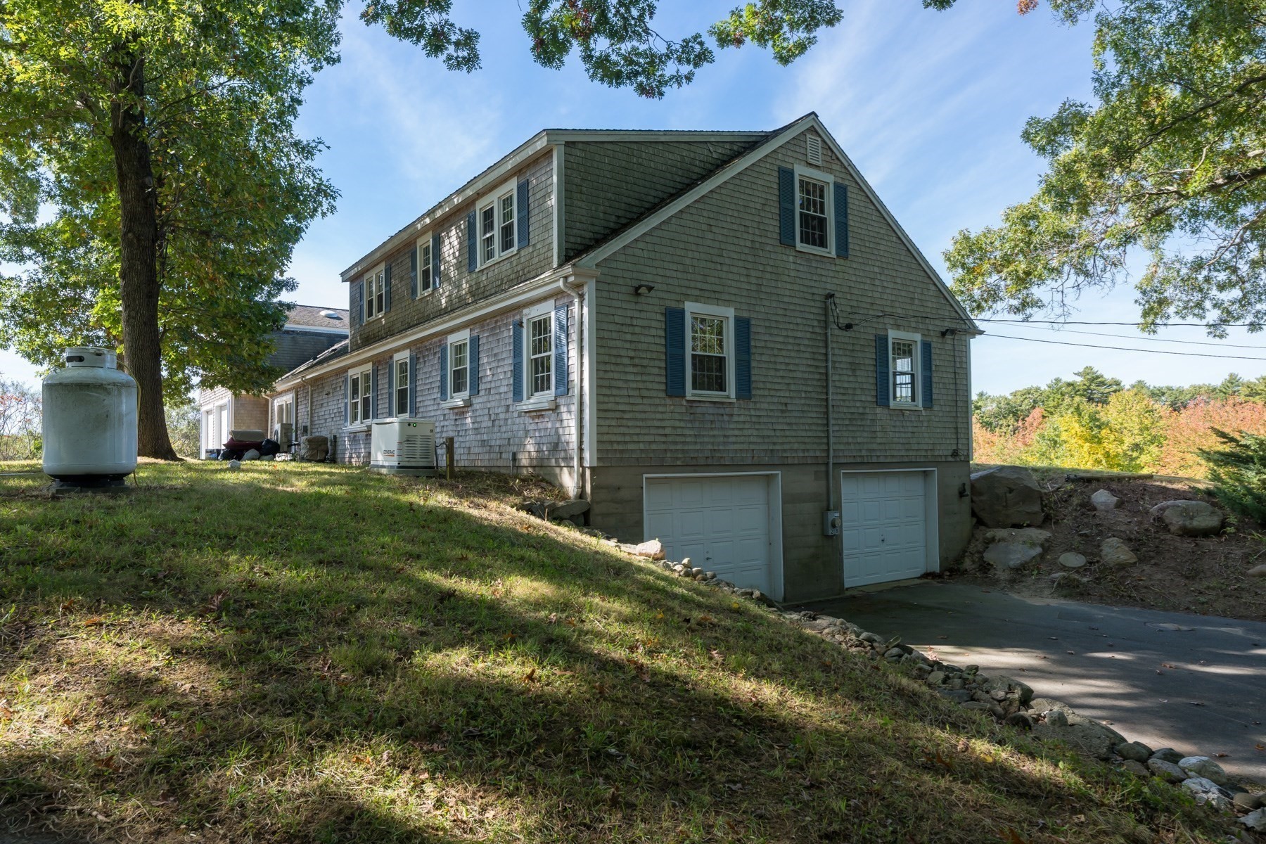 28 Lake St