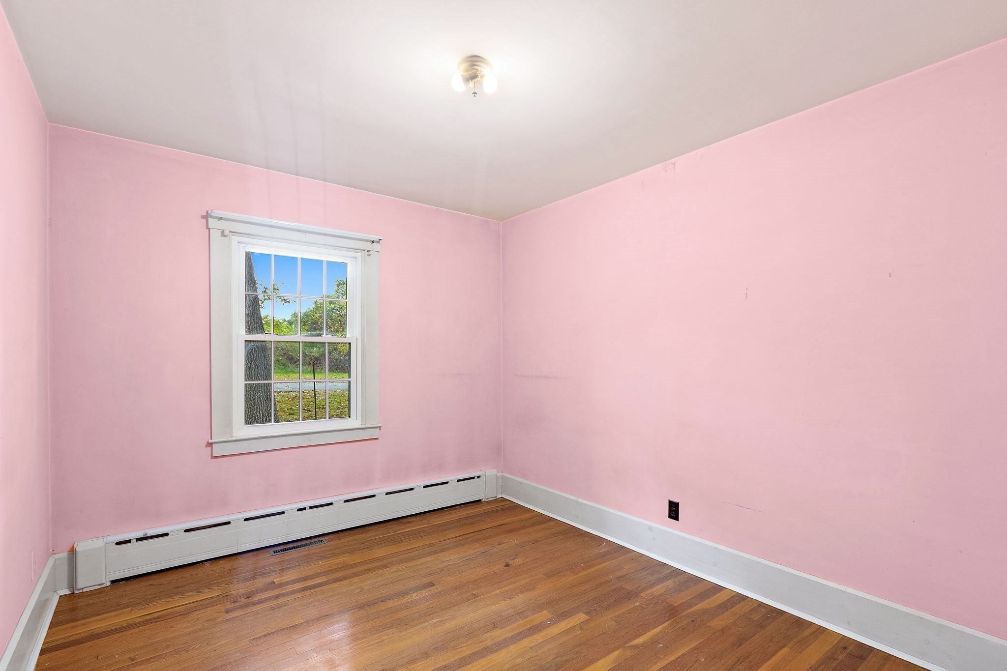 28 Lake St