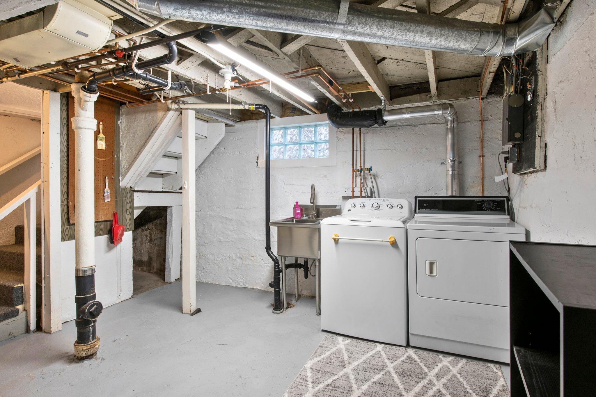 1933 Berkeley Avenue