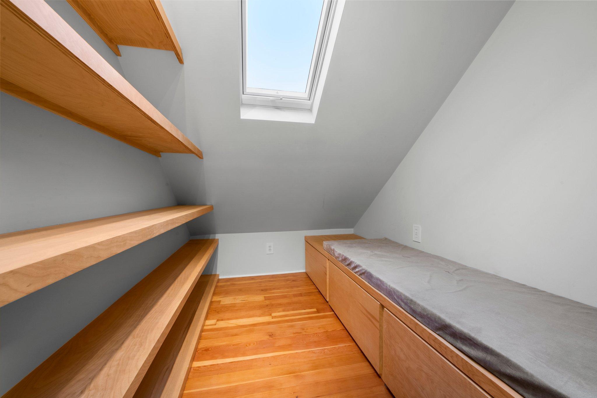 1933 Berkeley Avenue