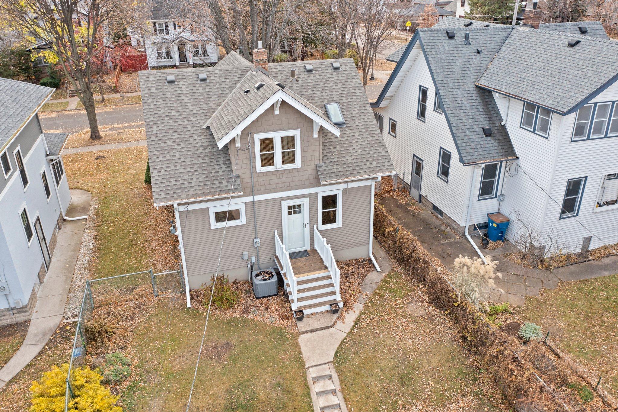 1933 Berkeley Avenue