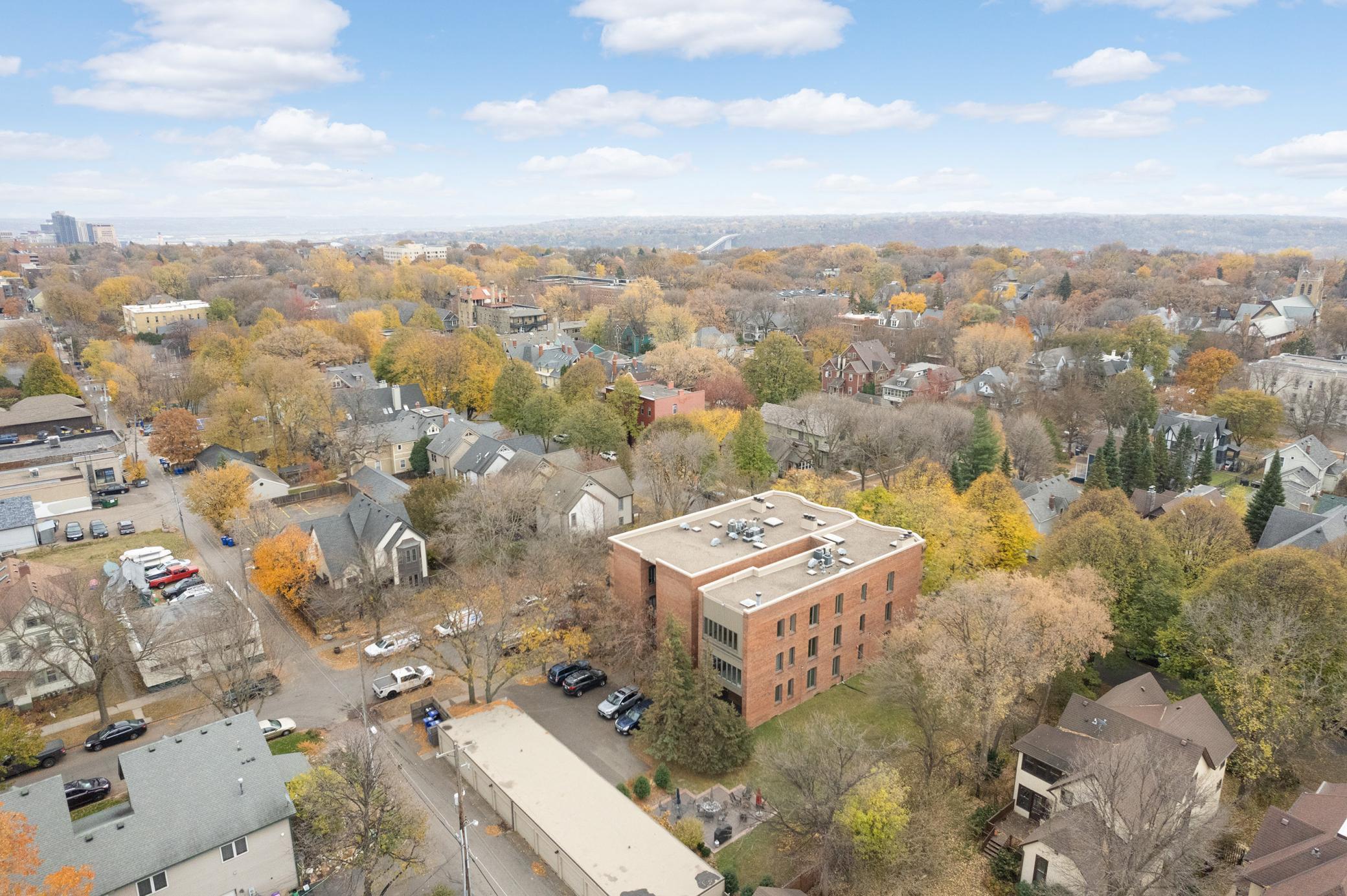 561 Laurel Avenue Unit: 3