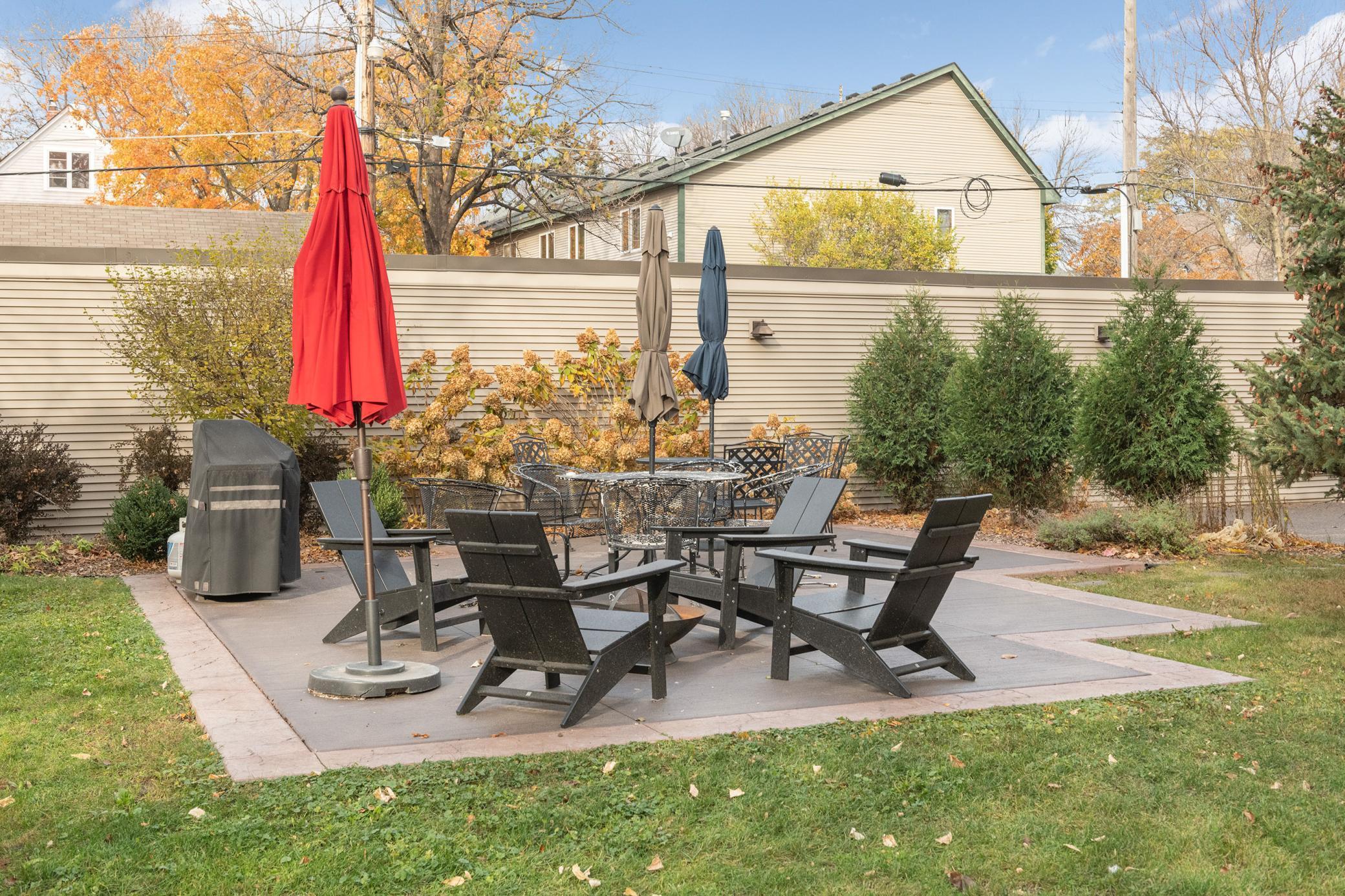 561 Laurel Avenue Unit: 3