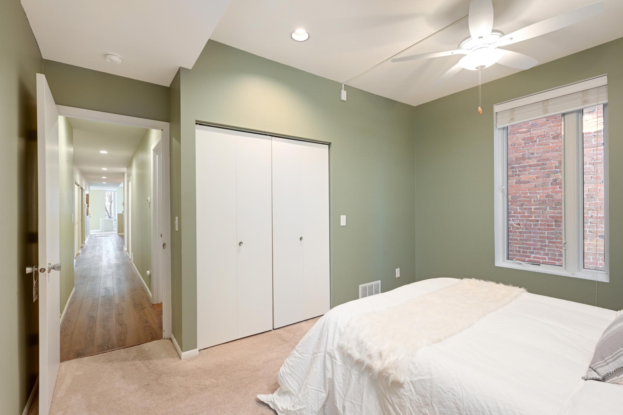 561 Laurel Avenue Unit: 3