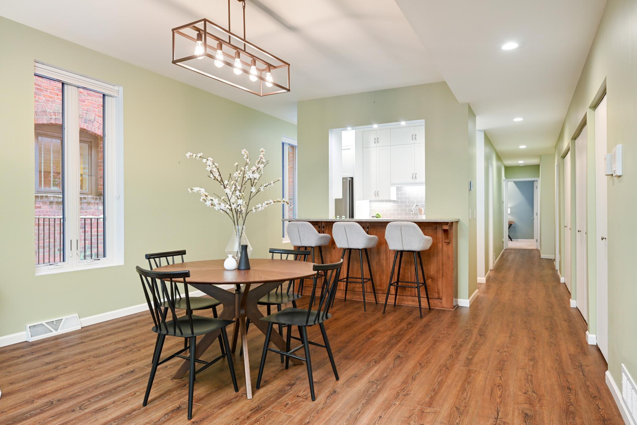 561 Laurel Avenue Unit: 3