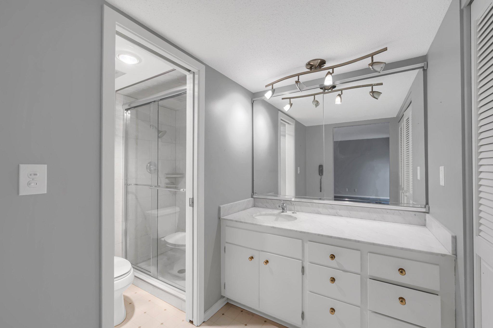 6309 Colony Way Unit: 1B