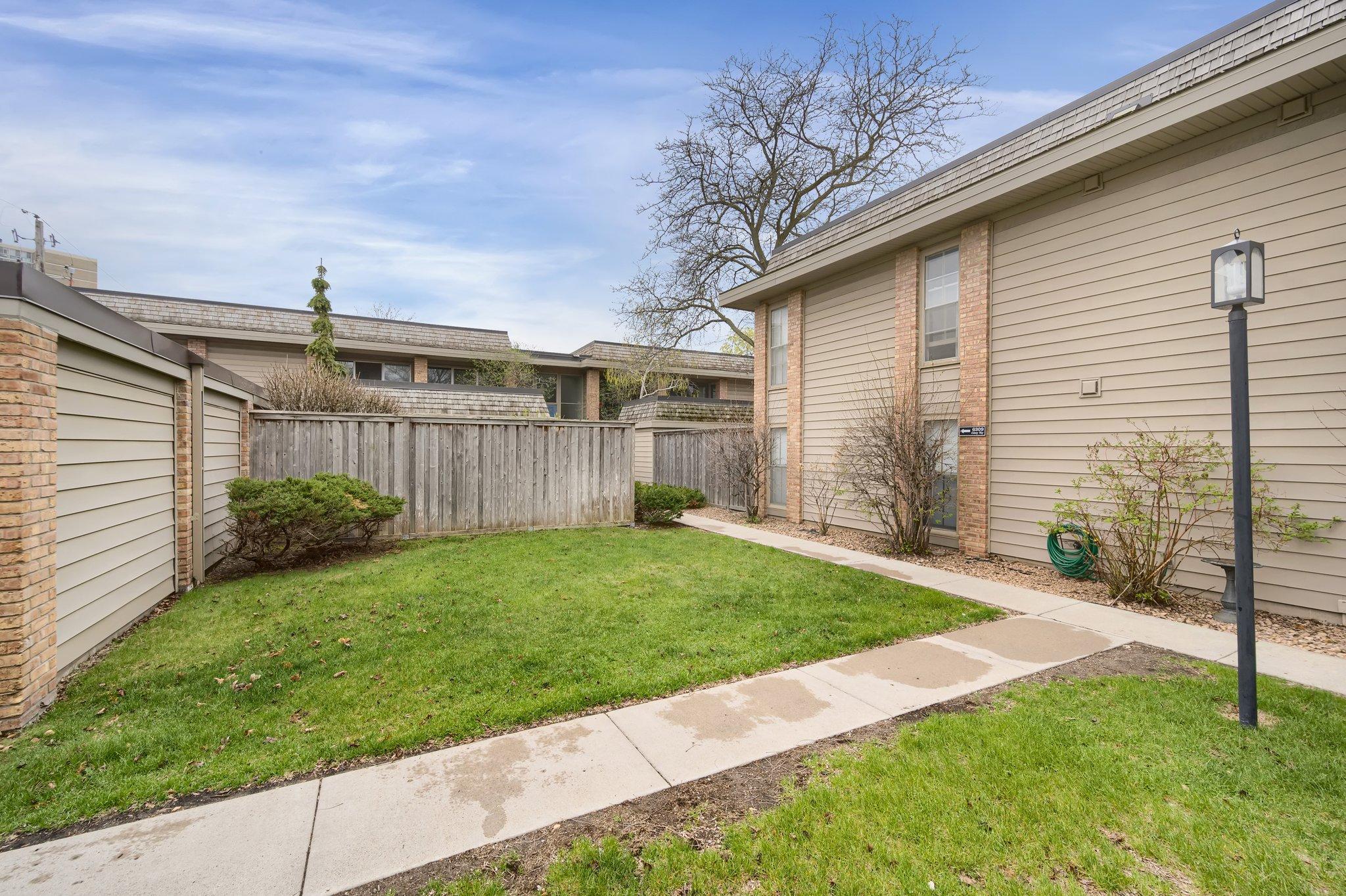 6309 Colony Way Unit: 1B
