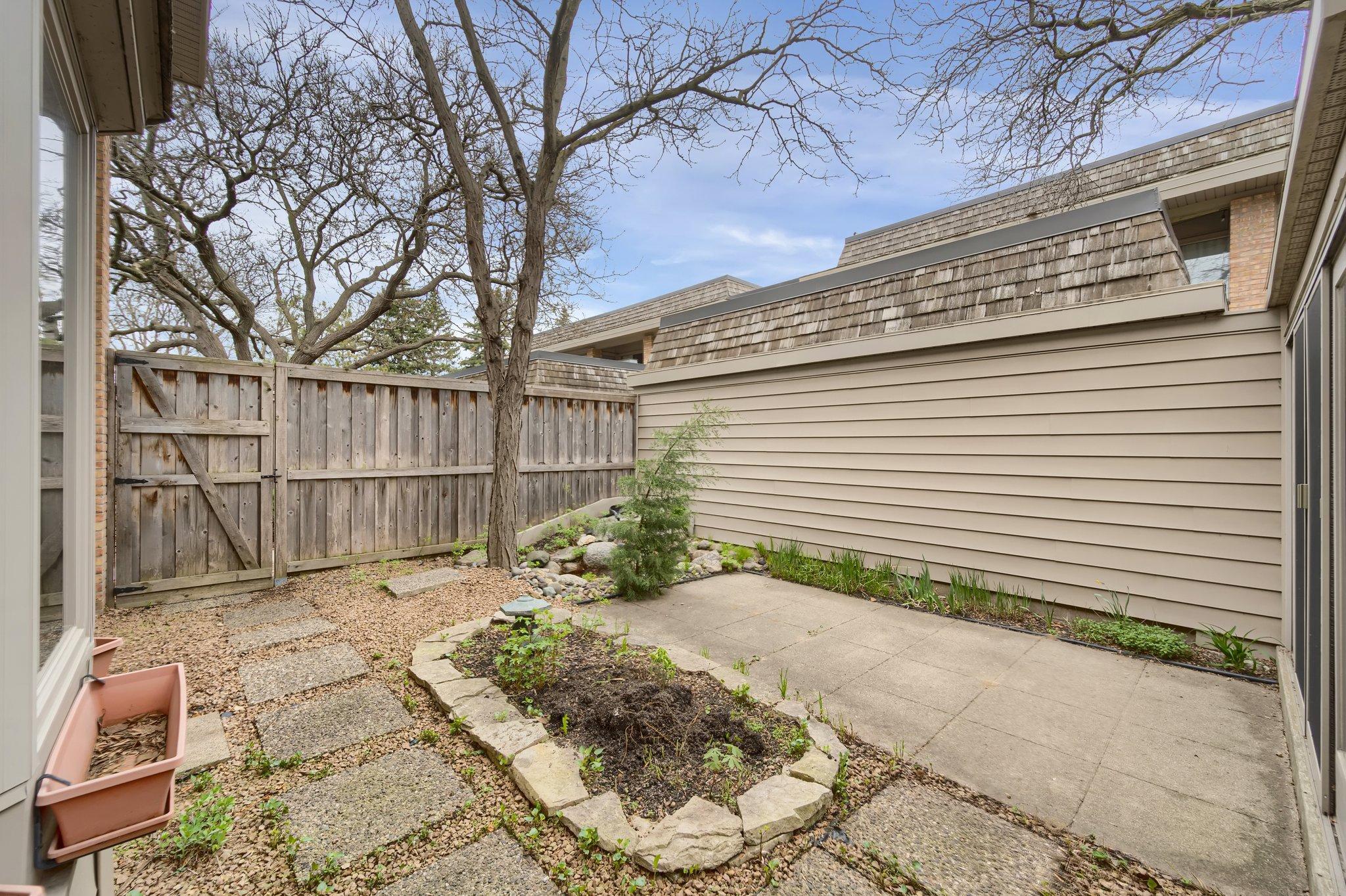 6309 Colony Way Unit: 1B