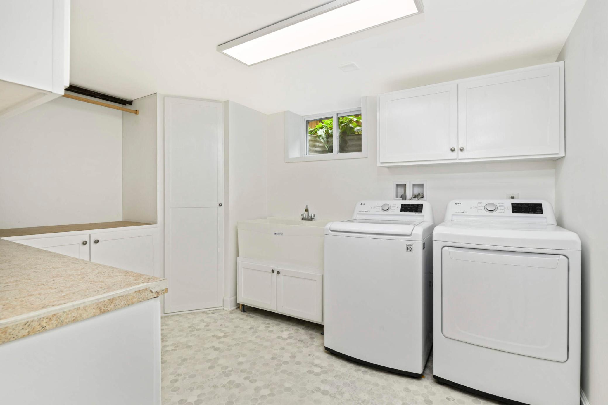 5705 Colfax Avenue S