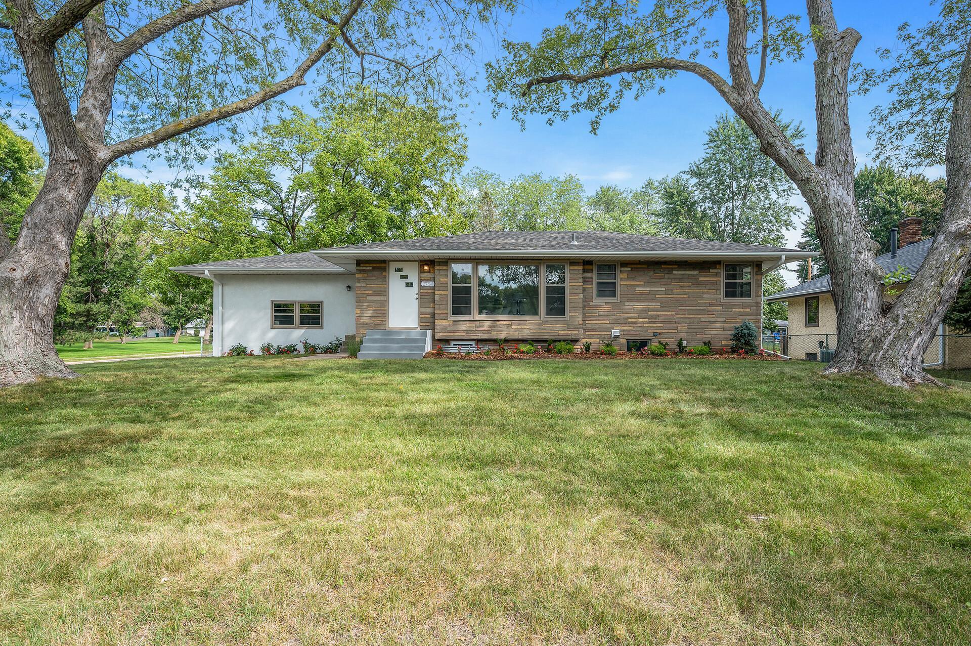 2754 Hamline Avenue N